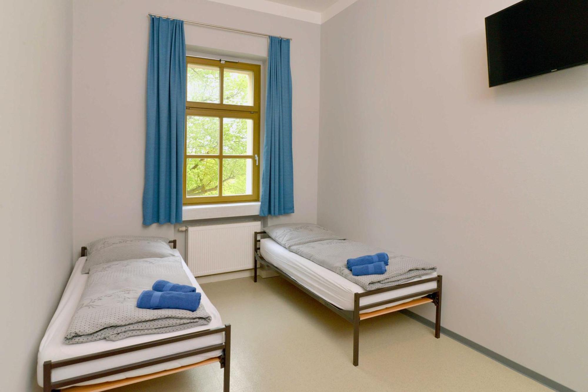 Hostel In Губен Екстериор снимка