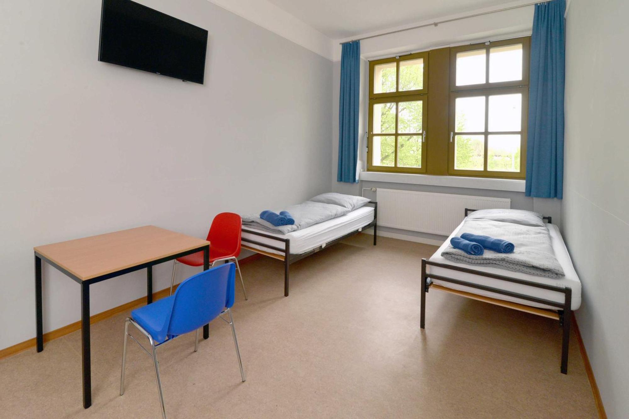 Hostel In Губен Екстериор снимка