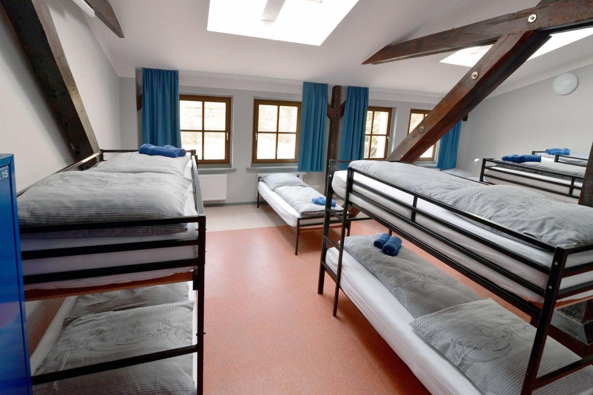 Hostel In Губен Екстериор снимка