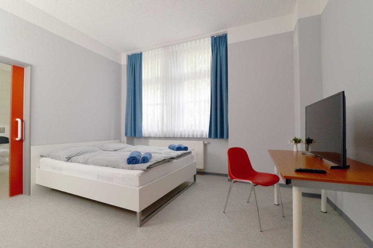 Hostel In Губен Екстериор снимка