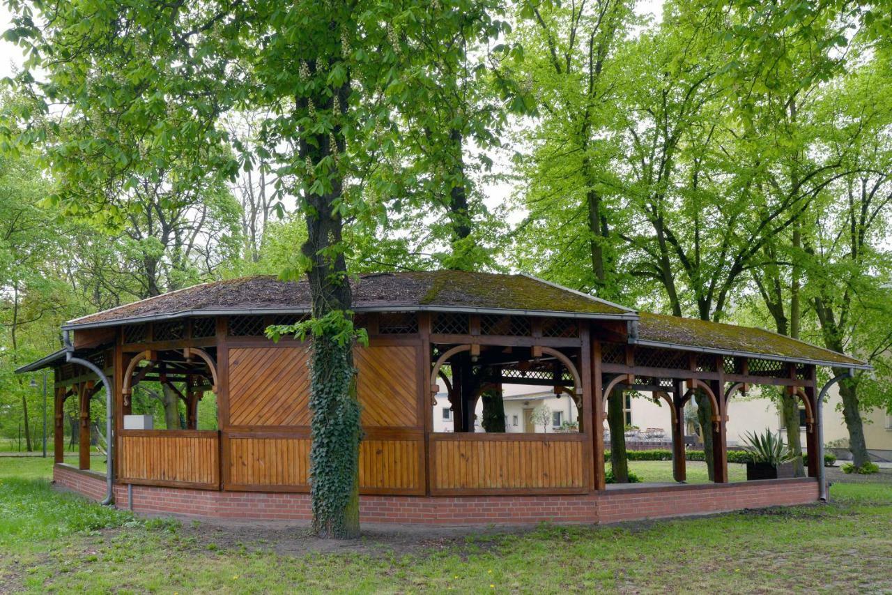 Hostel In Губен Екстериор снимка